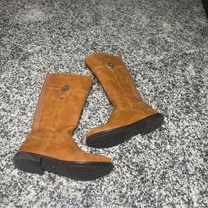 Tommy Hilfiger tan riding boots mid calf zip up girls size 3 fashion